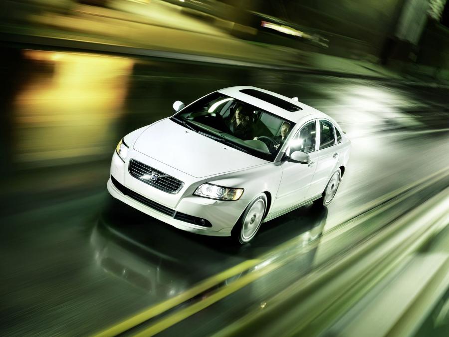  Volvo S40 T5 2007 года  (фото 17 из 41)